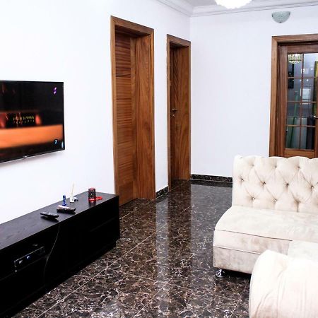 24/7 Luxury Apartment Лагос Экстерьер фото